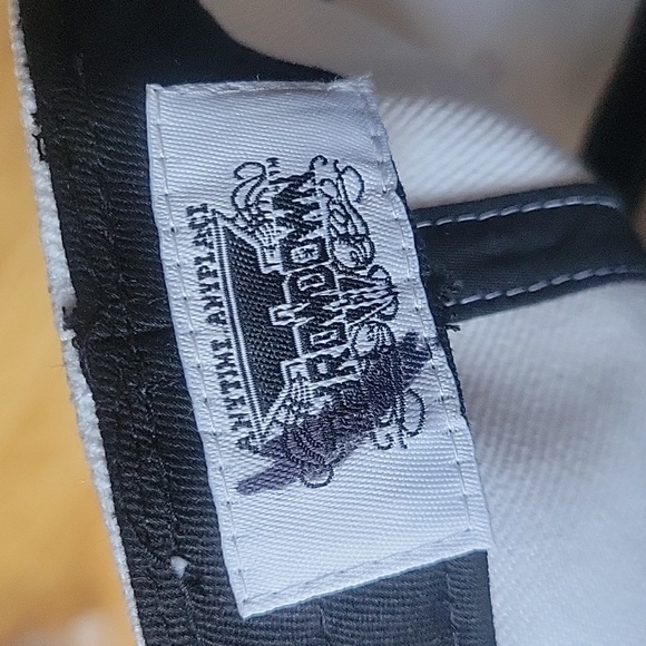 Throwdown hat - Picture 10 of 10